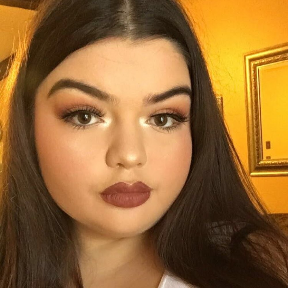 Meet your Posher, Julianna